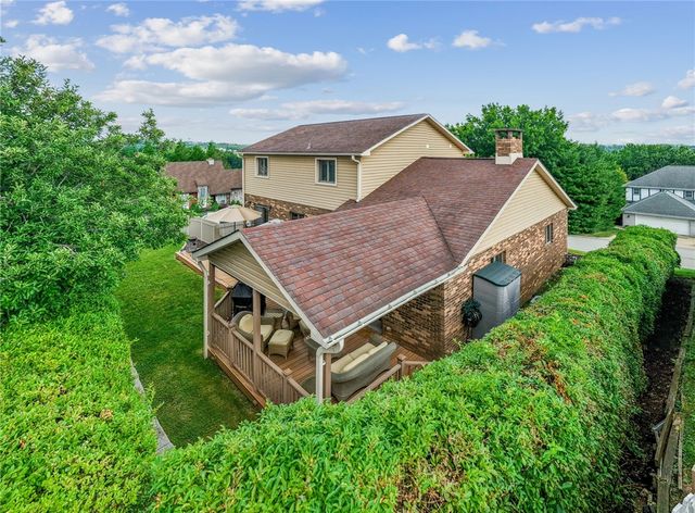 215 Shelby Drive, Hempfield Twp, PA 15601