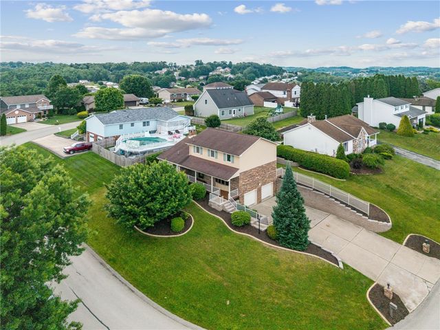 215 Shelby Drive, Hempfield Twp, PA 15601