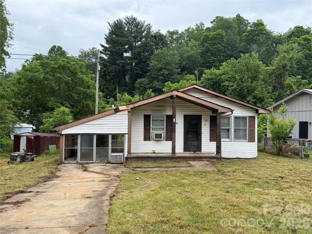 23 Meteor Court, Waynesville, NC 28768
