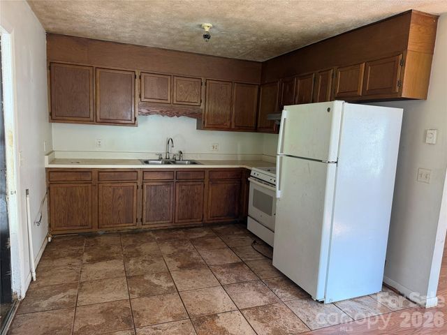 23 Meteor Court, Waynesville, NC 28768
