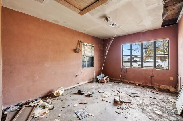 1501 High Street, Harlingen, TX 78550