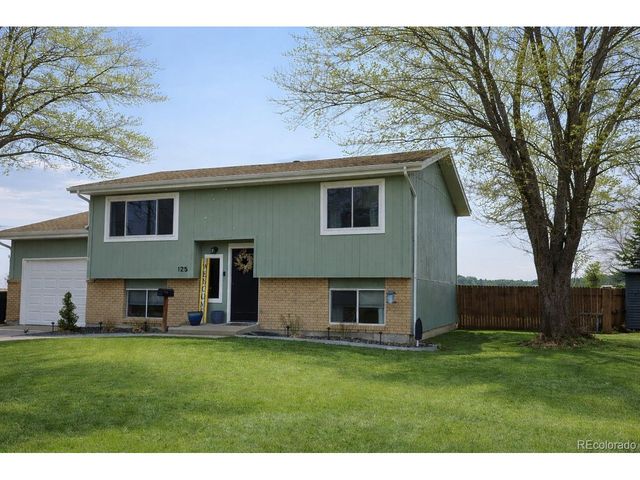 125 Columbia Dr, Julesburg, CO 80737