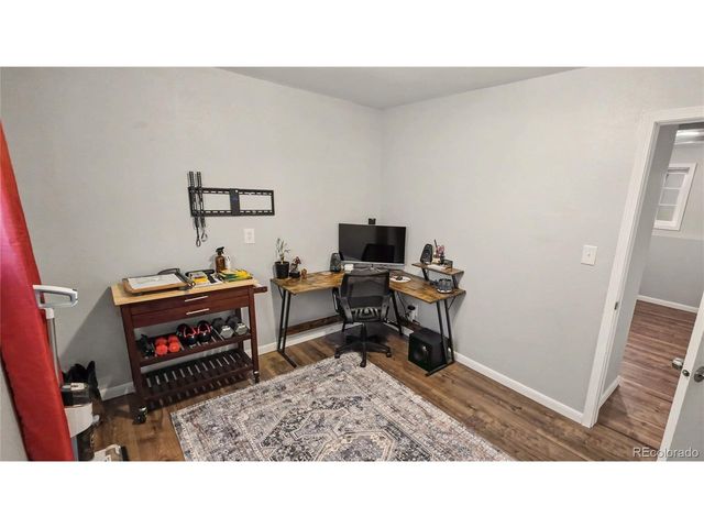 125 Columbia Dr, Julesburg, CO 80737