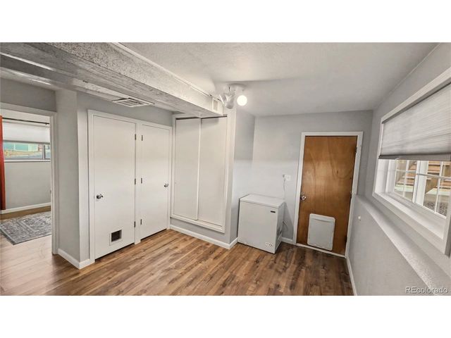 125 Columbia Dr, Julesburg, CO 80737