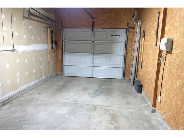 125 Columbia Dr, Julesburg, CO 80737