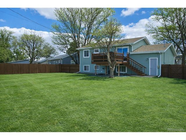 125 Columbia Dr, Julesburg, CO 80737