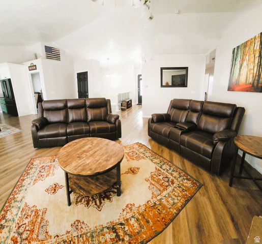 814 E 3300 N, North Ogden, UT 84414