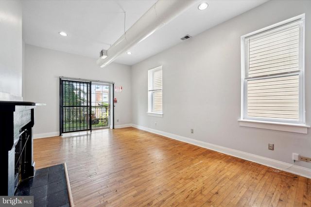 1852 N 17TH ST, Philadelphia, PA 19121