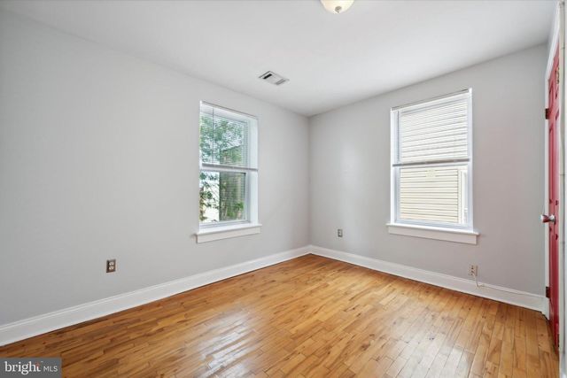 1852 N 17TH ST, Philadelphia, PA 19121