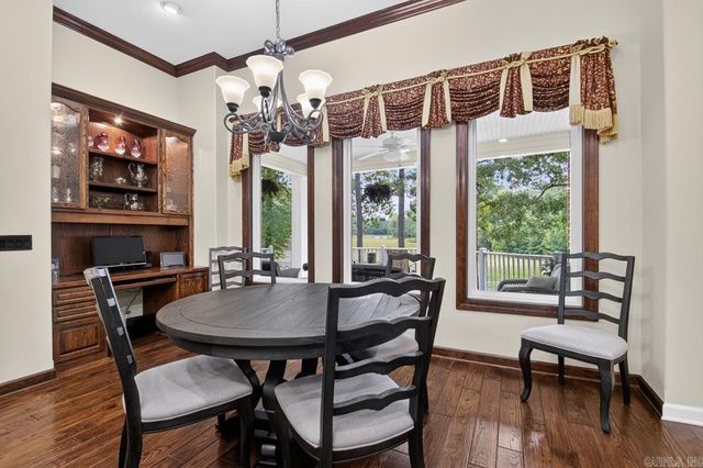 7 Vencedor Way, Hot Springs Village, AR 71909
