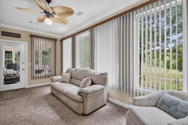 7 Vencedor Way, Hot Springs Village, AR 71909