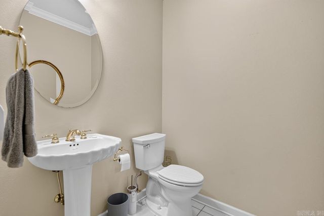 7 Vencedor Way, Hot Springs Village, AR 71909