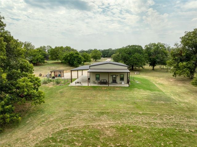 210 Spring Branch Trail N, Springtown, TX 76082