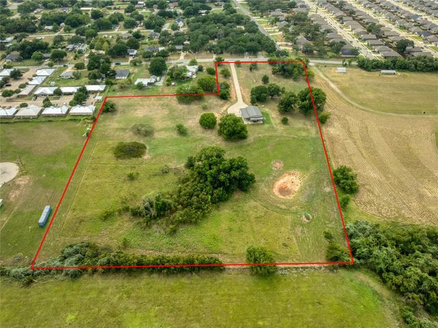 210 Spring Branch Trail N, Springtown, TX 76082