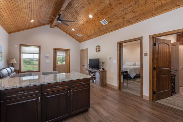210 Spring Branch Trail N, Springtown, TX 76082
