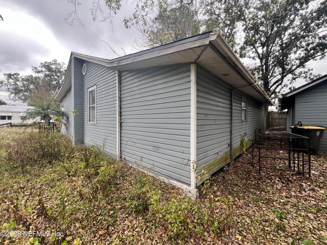 4833 COLLEGE Street, Jacksonville, FL 32205