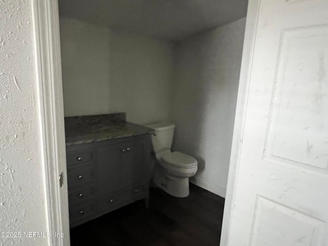 4833 COLLEGE Street, Jacksonville, FL 32205