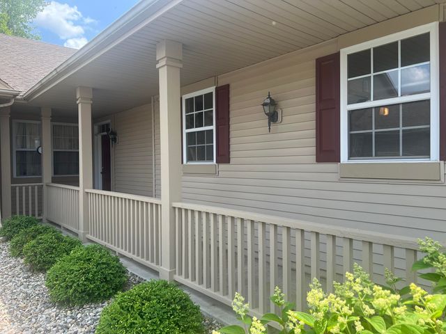 1297 Lily Lane, Schererville, IN 46375