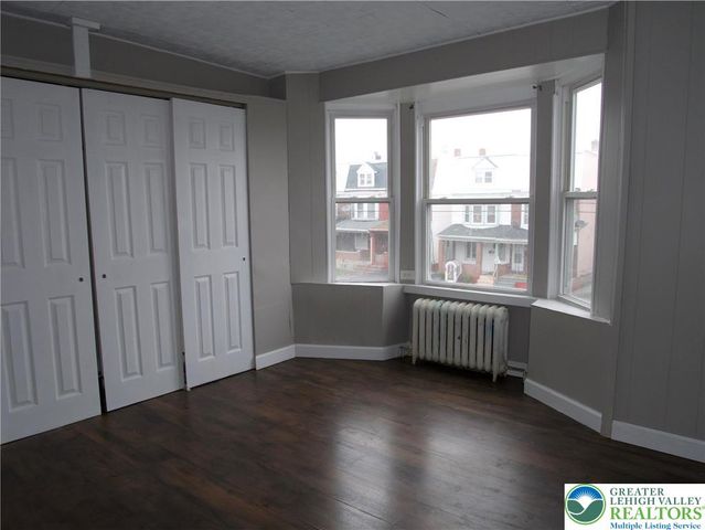 1122 Fullerton Avenue, Allentown City, PA 18102