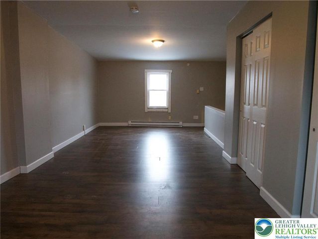 1122 Fullerton Avenue, Allentown City, PA 18102