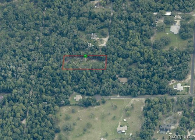 10228 N Burgundy Point, Dunnellon, FL 34433