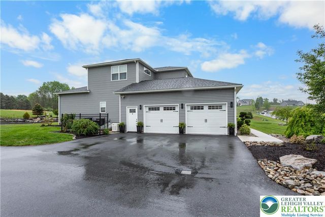 1367 Colony Lane, Plainfield Twp, PA 18072
