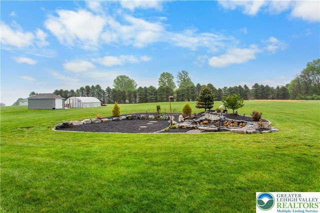 1367 Colony Lane, Plainfield Twp, PA 18072