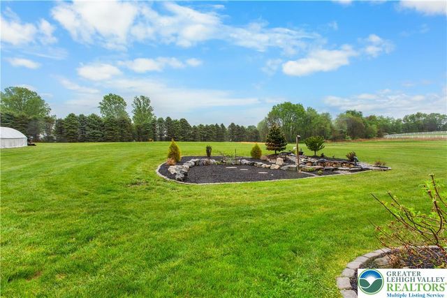 1367 Colony Lane, Plainfield Twp, PA 18072