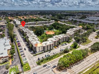 3001 NW 48th Avenue 439, Lauderdale Lakes, FL 33313