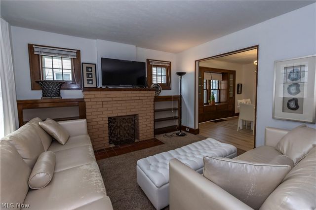 273 S Portage Path, Akron, OH 44302
