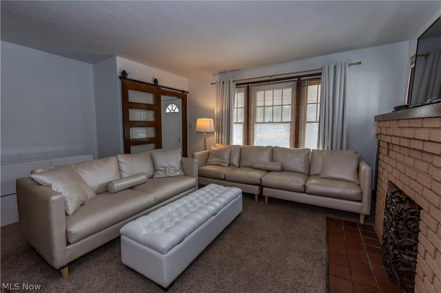 273 S Portage Path, Akron, OH 44302