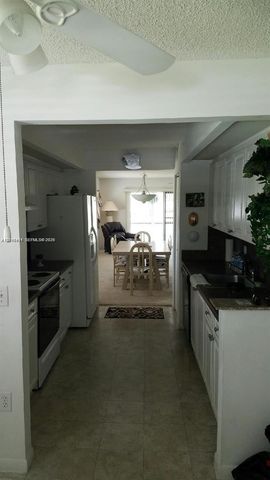 550 SW 137th Ave 101L, Pembroke Pines, FL 33027