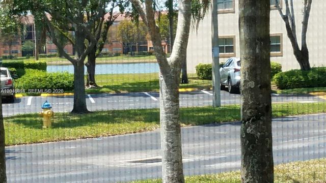 550 SW 137th Ave 101L, Pembroke Pines, FL 33027