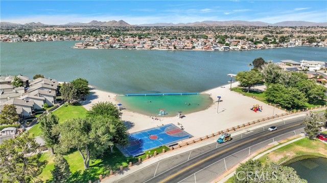 13699 Spring Valley Parkway, Victorville, CA 92395