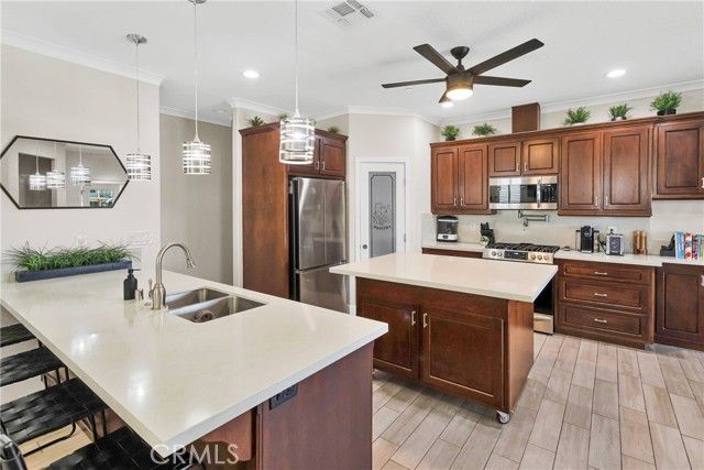 13699 Spring Valley Parkway, Victorville, CA 92395