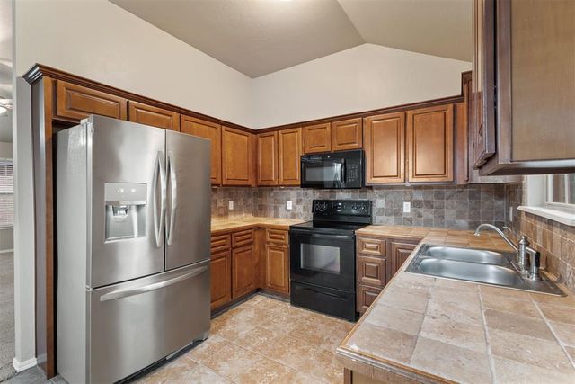 12709 Heritage Oaks Drive, Oklahoma City, OK 73120