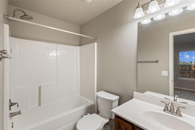 12709 Heritage Oaks Drive, Oklahoma City, OK 73120