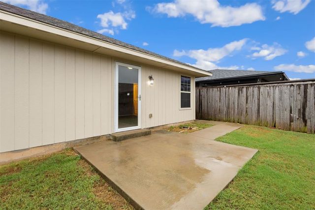 12709 Heritage Oaks Drive, Oklahoma City, OK 73120