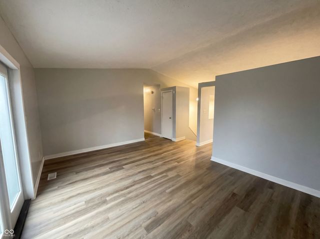 7739 Inverness Drive, Indianapolis, IN 46237