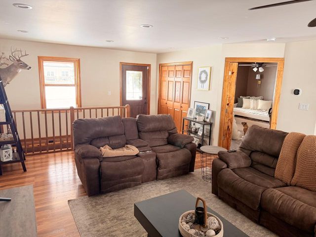 223 Clover LANE, Janesville, WI 53548
