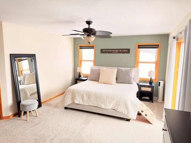 223 Clover LANE, Janesville, WI 53548