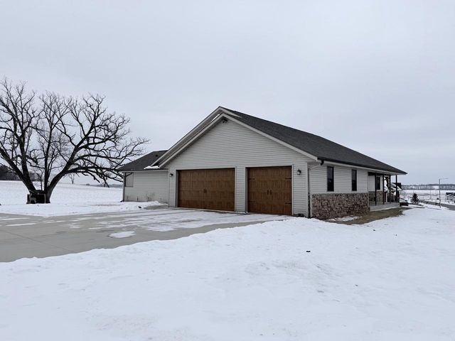 223 Clover LANE, Janesville, WI 53548