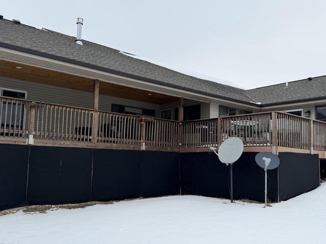 223 Clover LANE, Janesville, WI 53548