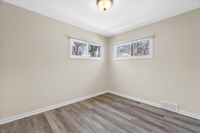 4655 N 20th STREET, Milwaukee, WI 53209