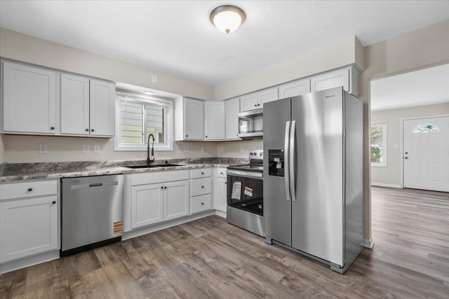 4655 N 20th STREET, Milwaukee, WI 53209