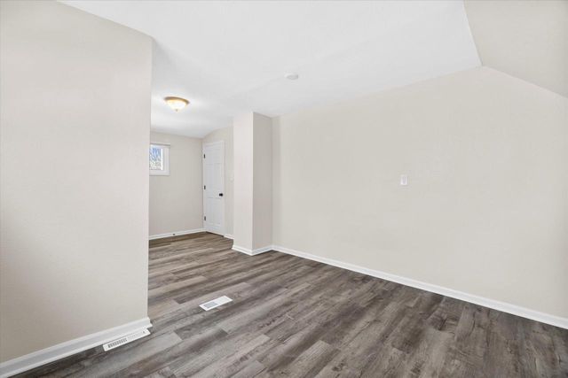 4655 N 20th STREET, Milwaukee, WI 53209