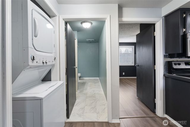 6904 NE 43rd Street #F, Vancouver, WA 98661