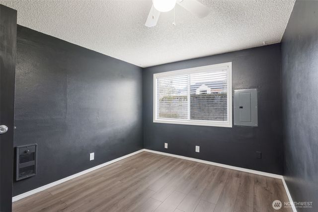 6904 NE 43rd Street #F, Vancouver, WA 98661