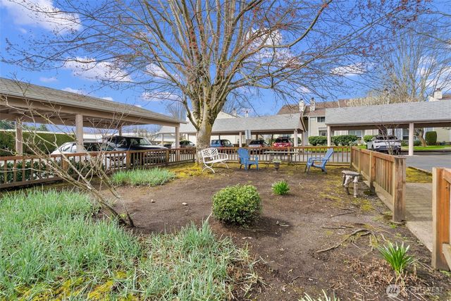 6904 NE 43rd Street #F, Vancouver, WA 98661