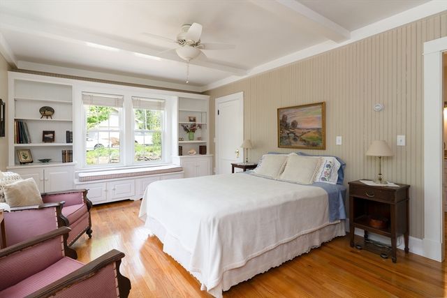 38 Warepoint Rd, West Brookfield, MA 01585